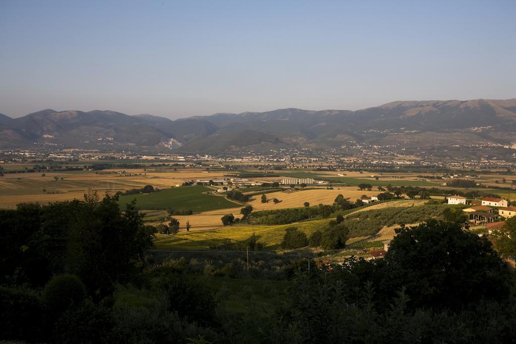 Agriturismo Il Girasole Montefalco Kültér fotó